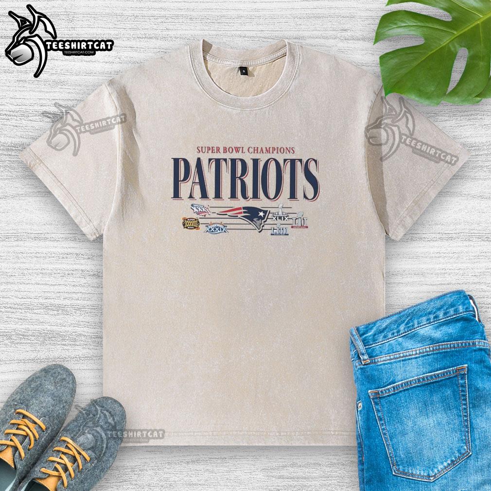 Premium New England Patriots NFL Super Bowl Champions vintage logo washed t-shirt for fans and collectors.