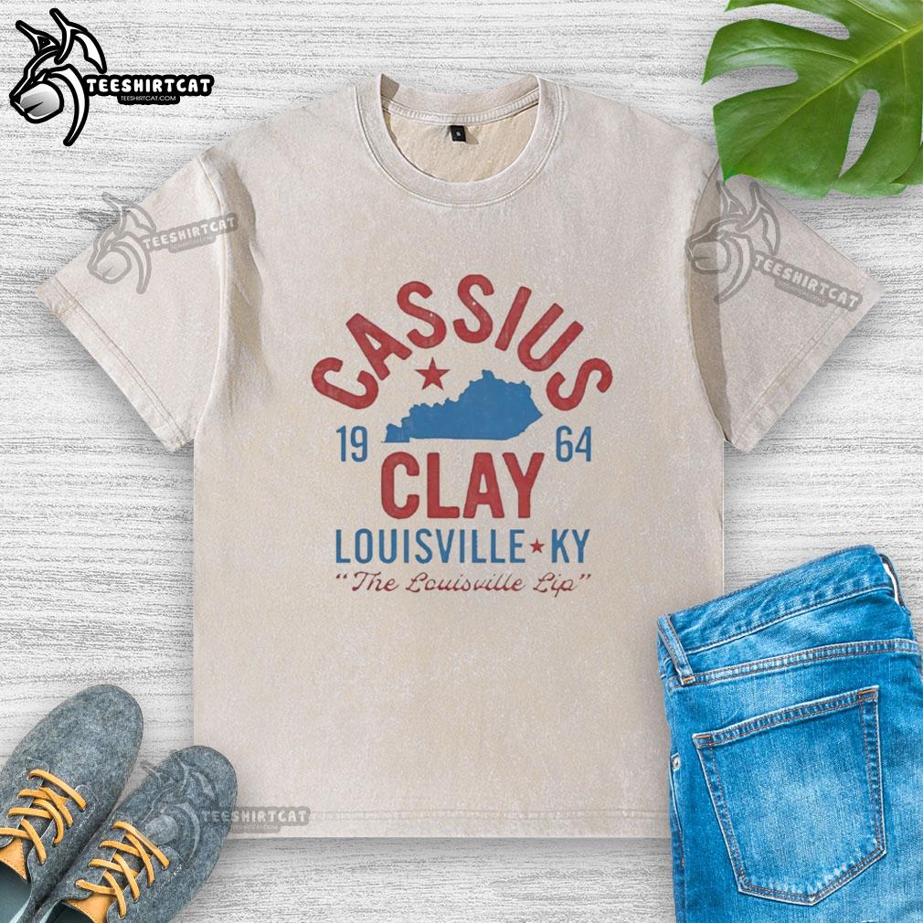 Alt Text: Vintage Muhammad Ali washed t-shirt featuring Cassius Clay from 1964, perfect for boxing fans and collectors.