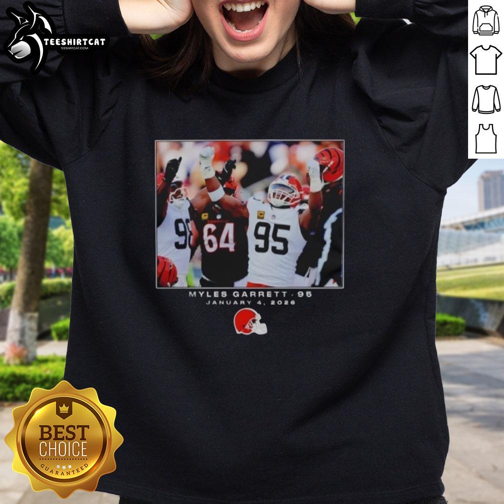 Alt Text: Top Cleveland Browns Myles Garrett NFL sweatshirt for Week 18, featuring a big and tall fit design.