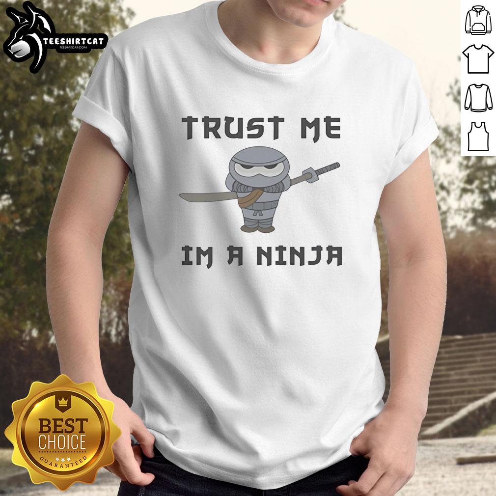 Alt Text: Premium cute ninja holding a katana on a stylish T-shirt, perfect for ninja fans and martial arts enthusiasts.